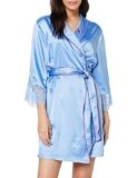 Bata Kimono con ribetes de color y bordado.